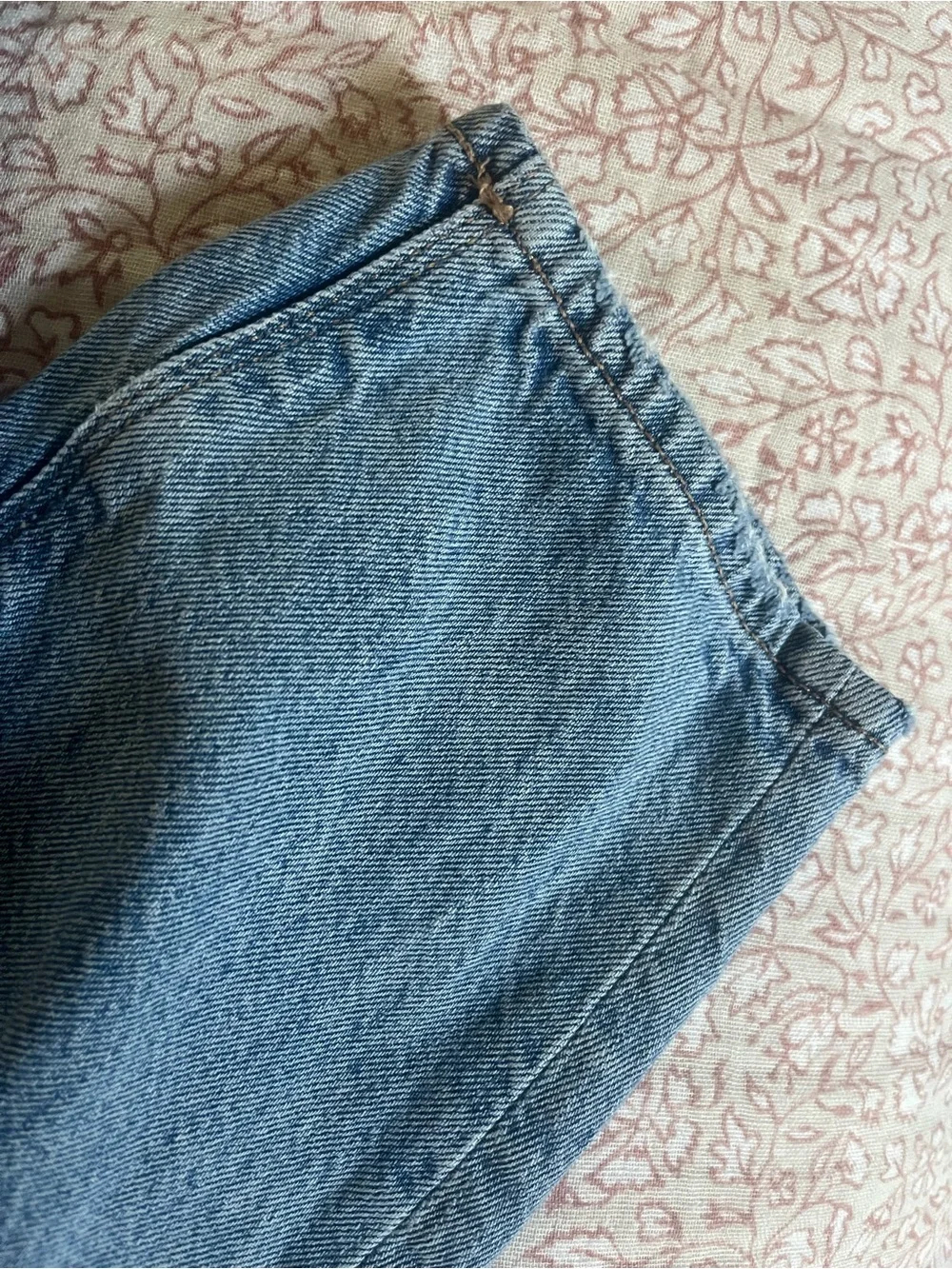 American Eagle Outfitters Distressed Blue Denim Jeans
